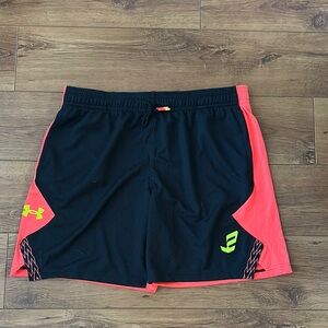 Under Armour Black and Red Athletic Shorts Lightweight Elastic Waistband